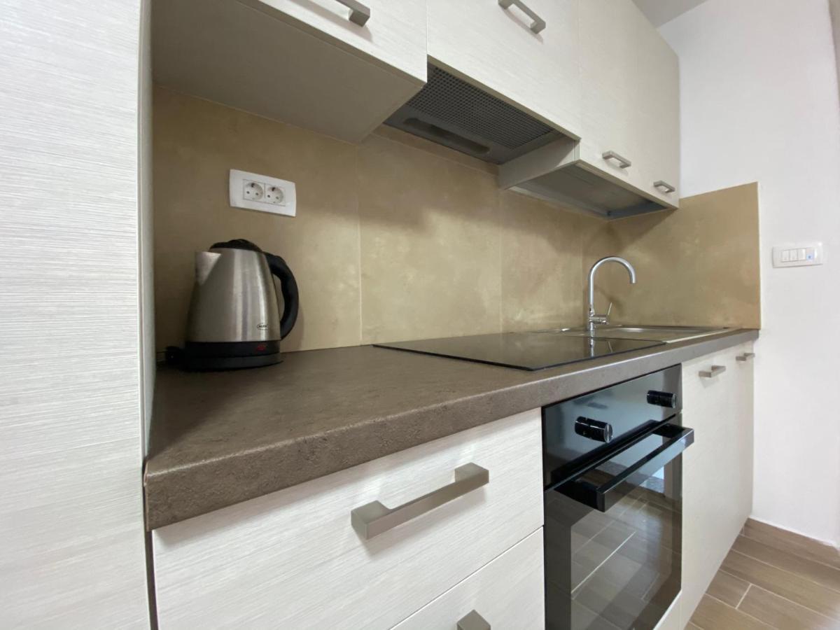 Apartments Lina Копер Экстерьер фото