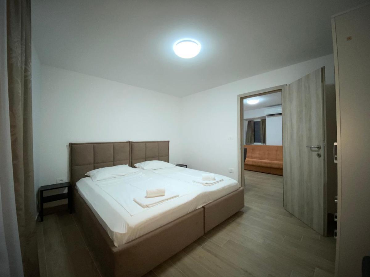 Apartments Lina Копер Экстерьер фото